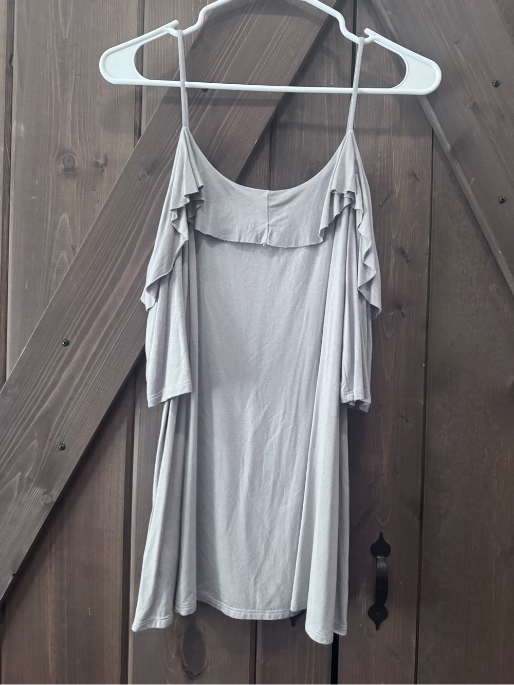 Women’s Ruffle Cold-Shoulder Top - Gray - Picture 3 of 4